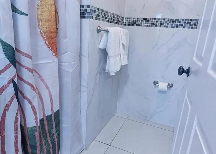 Mobay Palmas Villa